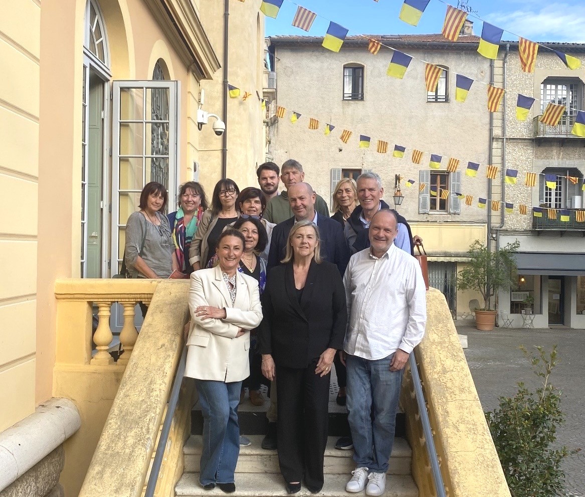 Nouveau Comité Syndical pour le SIVOM du Pays de Vence Nouveau Comité Syndical pour le SIVOM du Pays de Vence